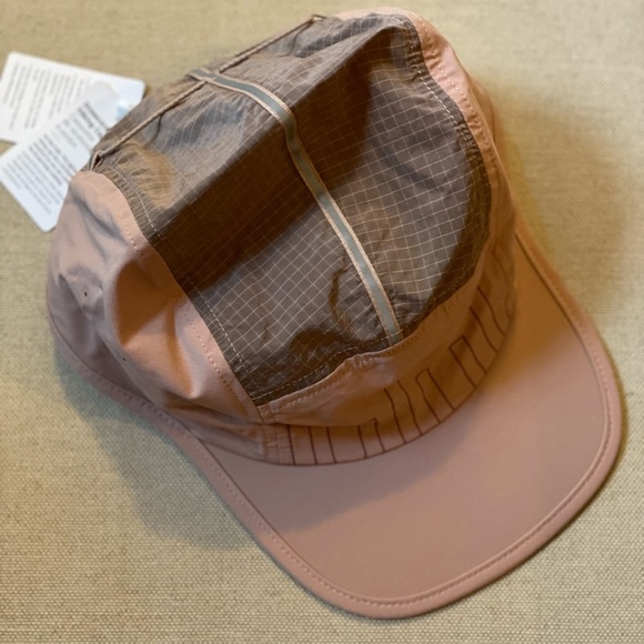 LULULEMON Drawcord Hiking Cap - Women’s L/XL - Pink Clay - NWT main image 5